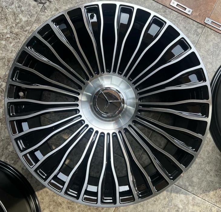 R20 разноширокие диски для Mercedes- Benz