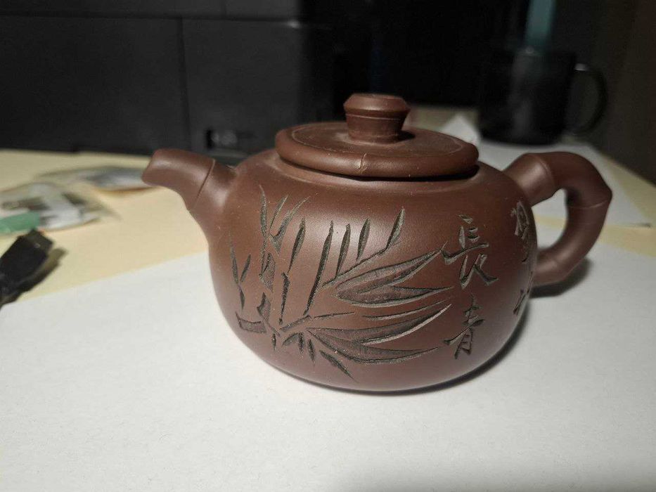 Чайный набор из исинской глины «Zisha» в подарочном футляре