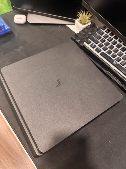 Playstation 4 SLIM 1TB