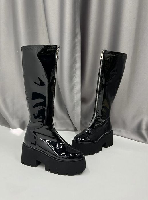 Ботуши на платформа - черен лак [36-40 номер]