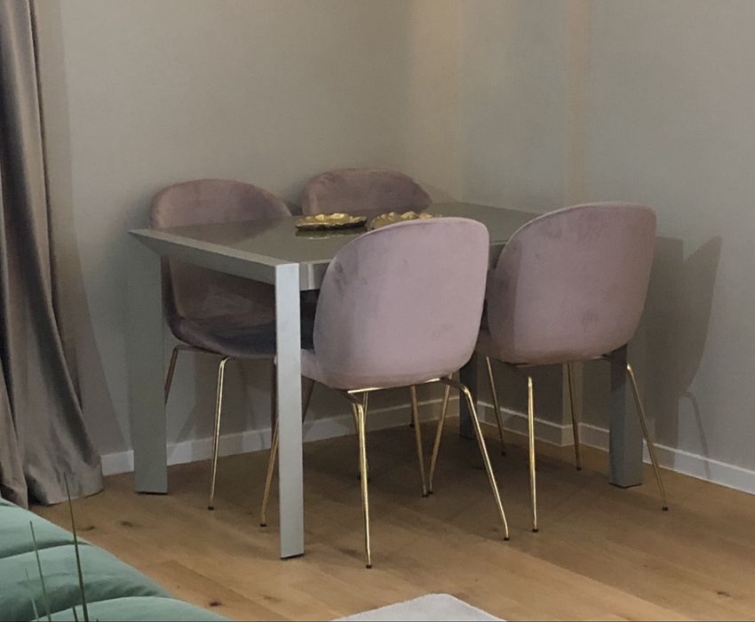 Masa dining extensibila