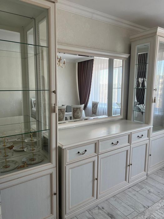 Продается стенка для гостинной Шатура