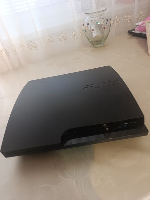 30 JOCURI PS3 + PS3 defect (700+50 Ron)
