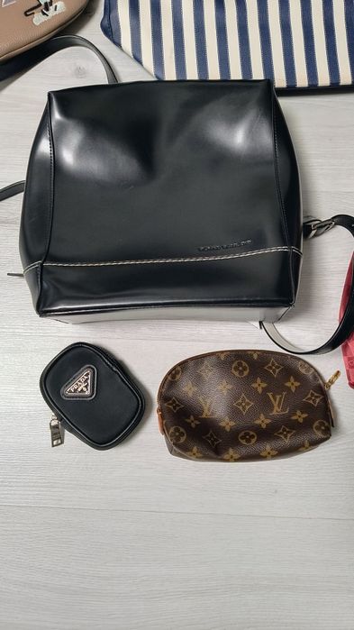 Poseta, rucsac ,borseta si 2 gentuțe