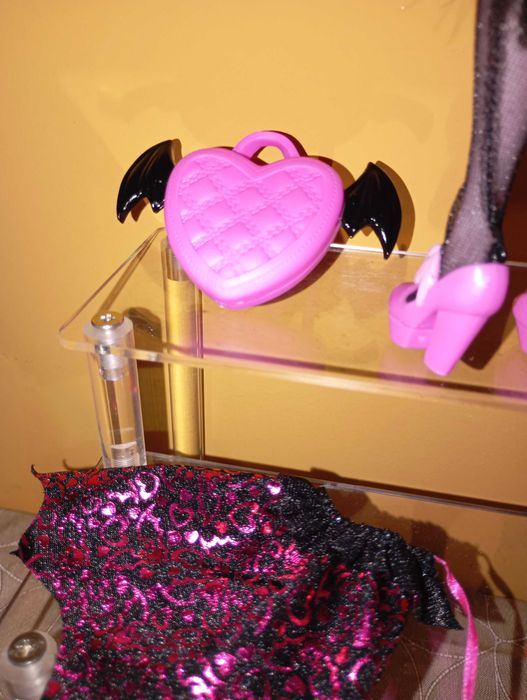 Кукла Monster High. Draculaura.