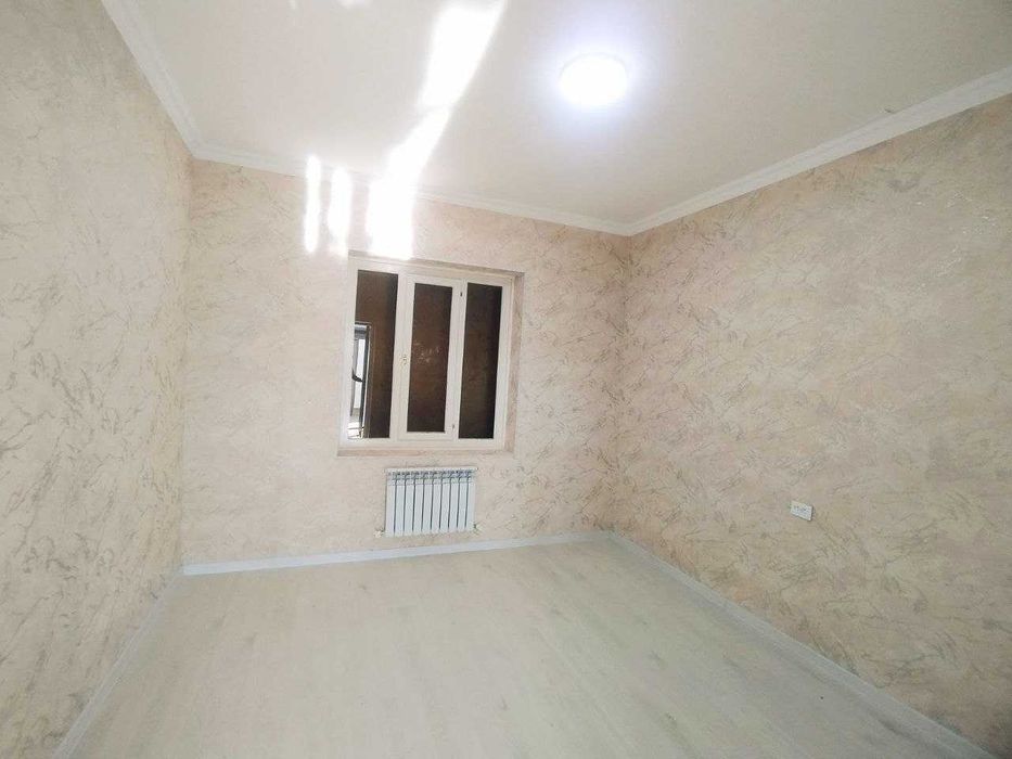 Тайер Коттедж сотилади  2.5 сотик 3 хона+Холл .Кибрай рн