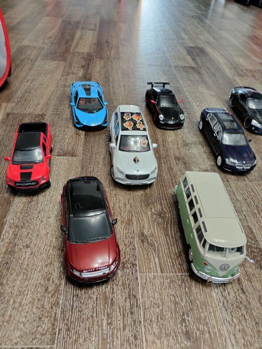 Продам модельки авто