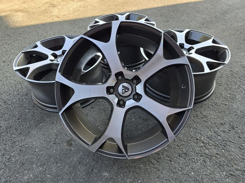 22цола Jeep 5x127 Dodge Durango 5х125 Додж Дуранго