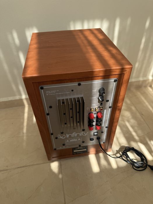 Infinity Junior Sub Активен Subwoofer