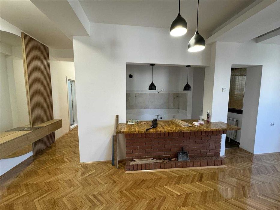 Дава се под наем Двустаен апартамент в Пловдив, Младежки Хълм - 61 кв.м за 214.2 € - Снимка #5