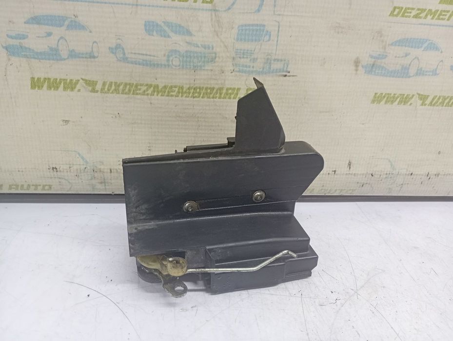 Broasca stanga fata 805039362RC Dacia Logan 2 (2013 - 2016) 1.2 benzina D4F732 D4F732