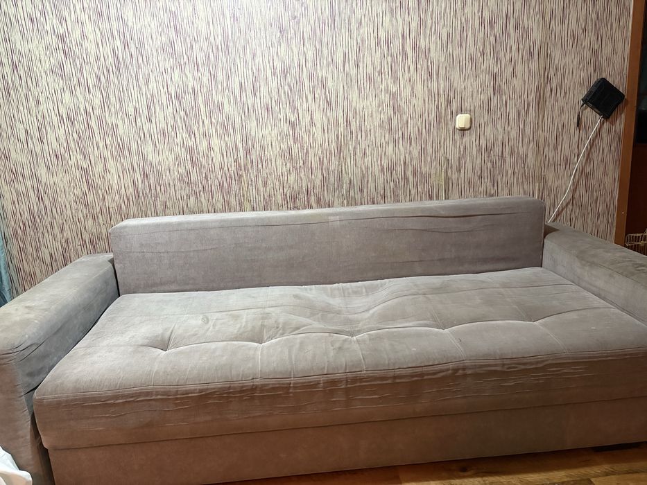 Отдам даром диван