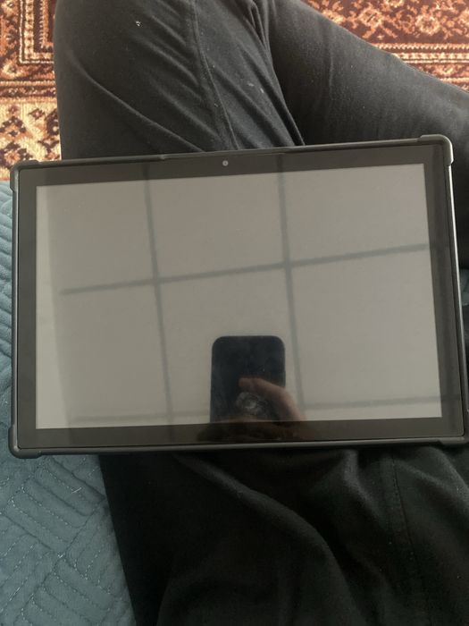 Планншет самсунг уиюмио продаю 20 тыщ