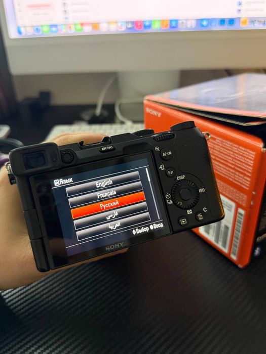 Продам sony a7c 50мм 1,8