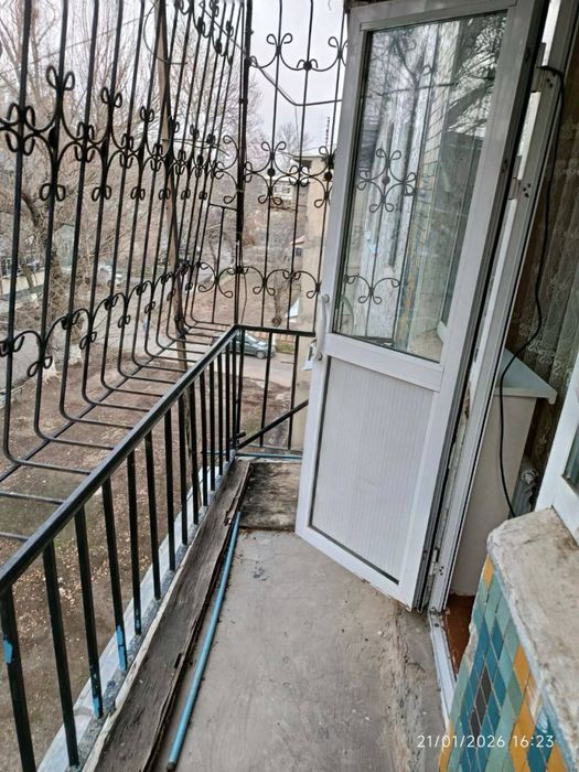 1 комнатная с частичной обстановкой в Аранче(вдоль дороги)