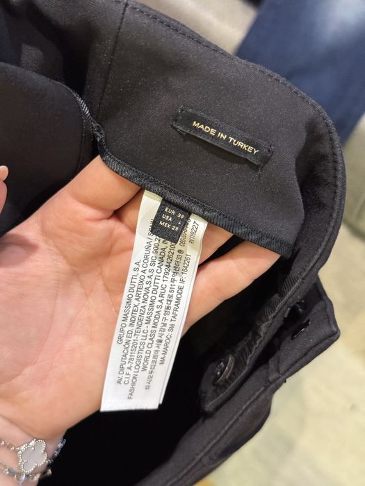 Pantaloni negri Massimo Dutti