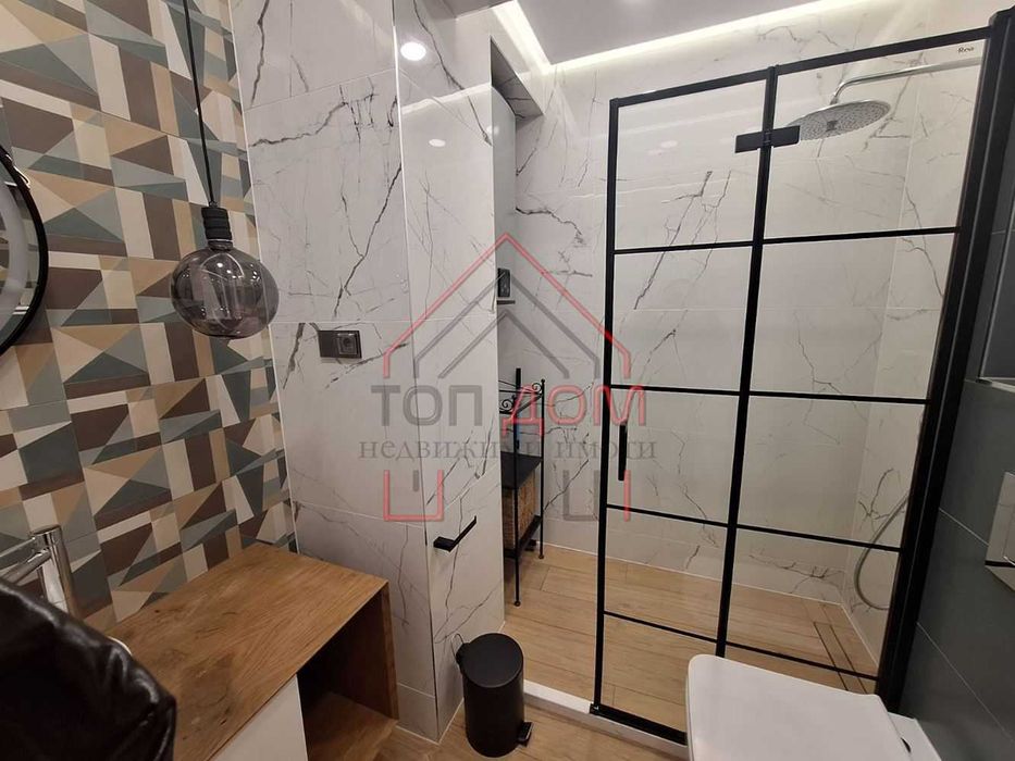 Дава се под наем Тристаен апартамент в Варна, Гръцка махала - 80 кв.м за 1300 € - Снимка #4