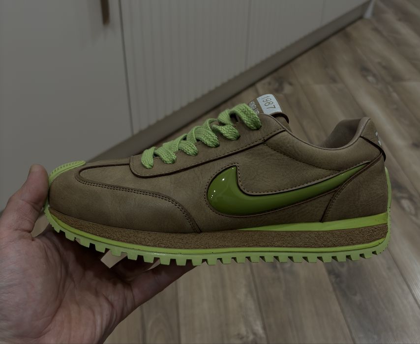 Продам красовки Nike