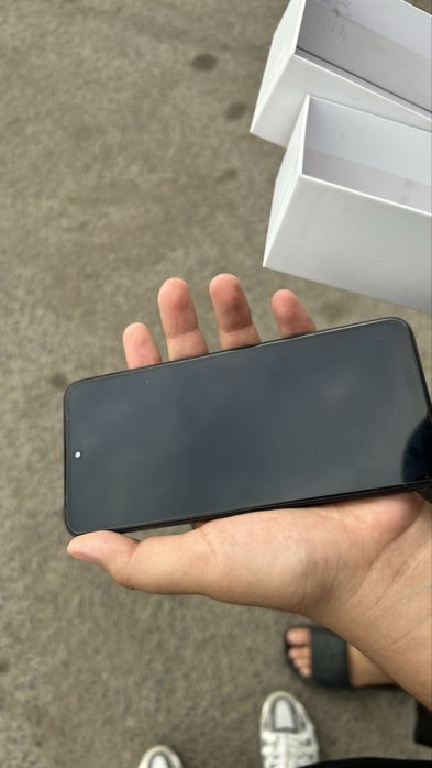продам redmi note 12