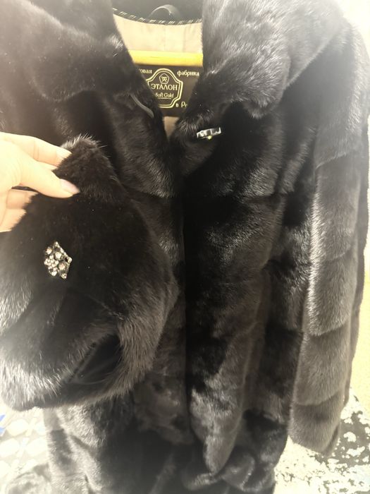 Продам норковую шубу