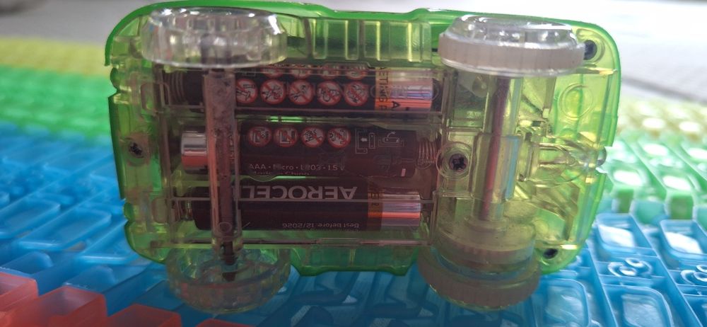 Светеща количка със сглобяема писта