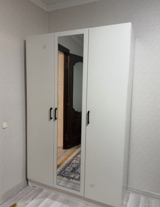 Шкаф для одежды продам