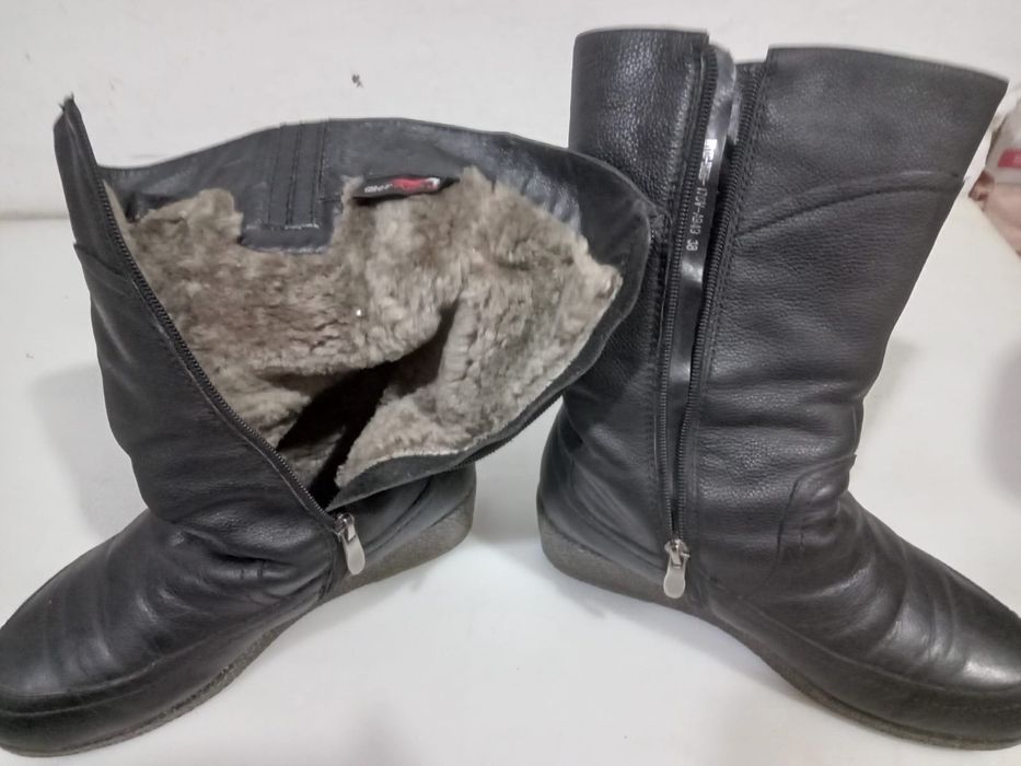 Сапоги женские 37-38
