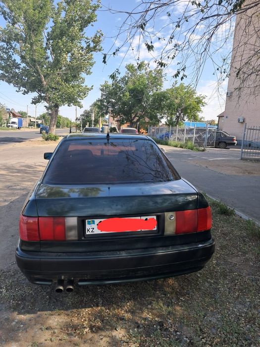 Продам автомобиль Audi 80