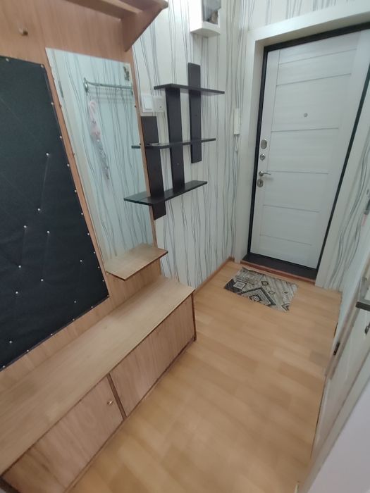 Продается 2-комн (2-26, 2 эт)