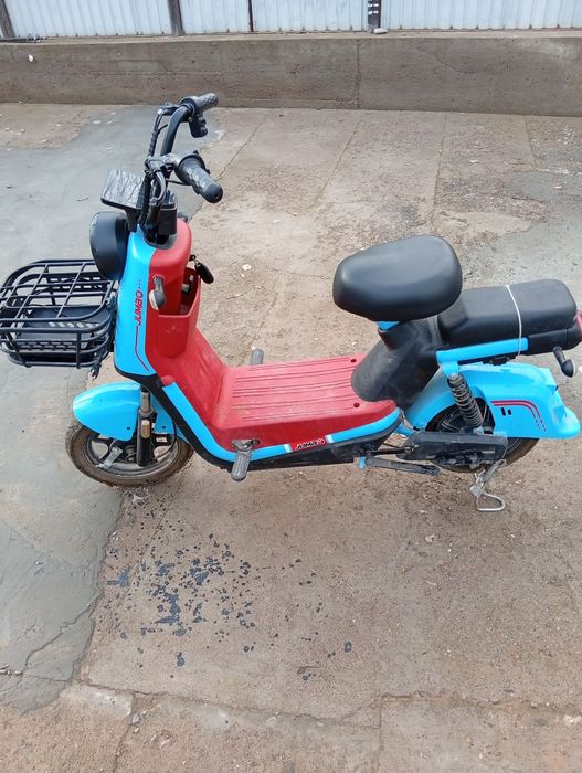 Скутер сатылады бағасы келісімді