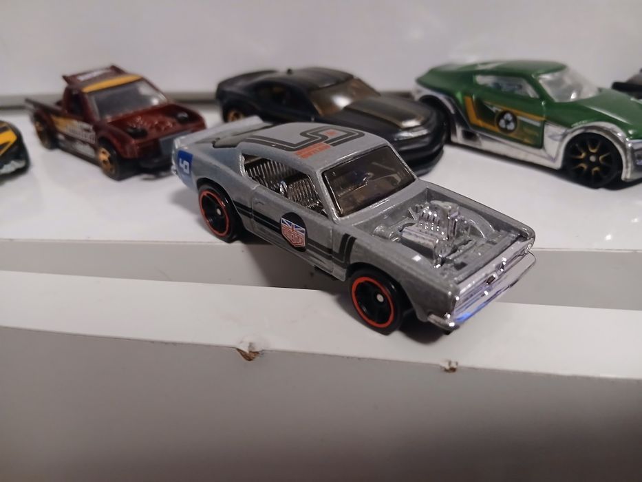 Метални хот уилямс