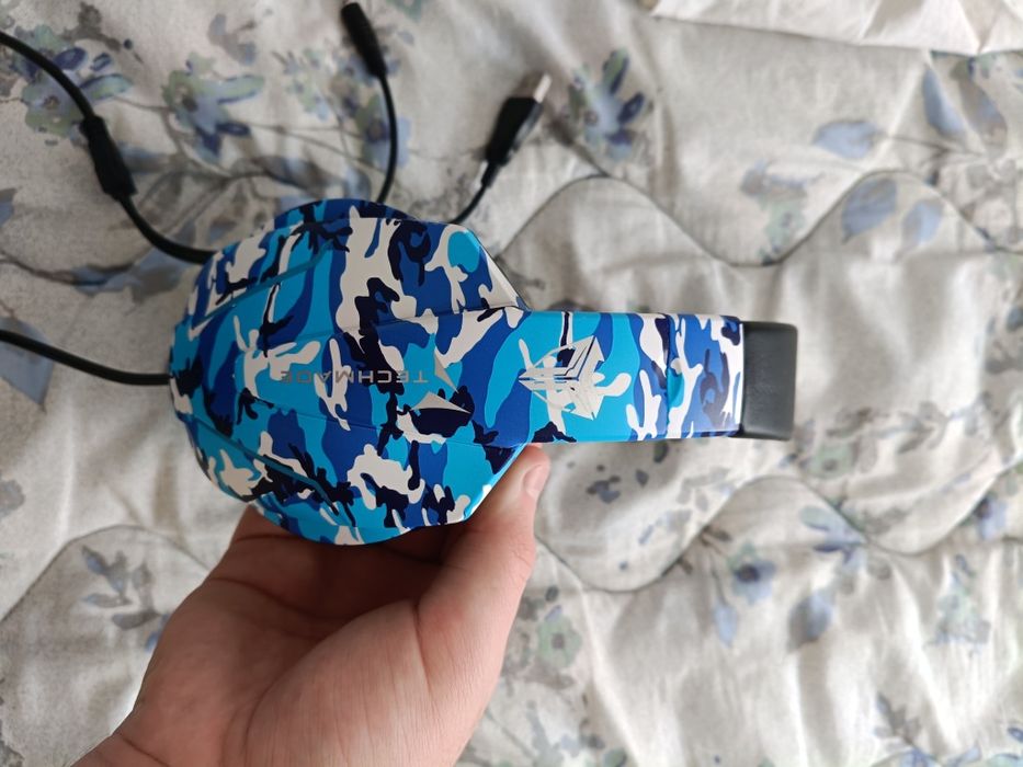 Căști Gaming Techmade cu fir + microfon gaming.