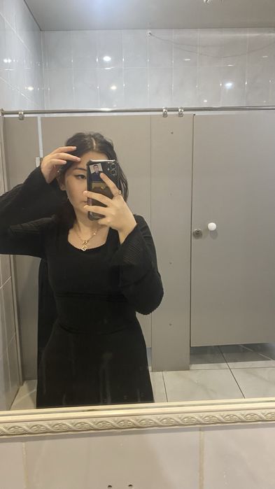 Черное платье с завязкой