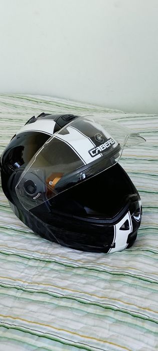 Мотошлем Caberg duke legend