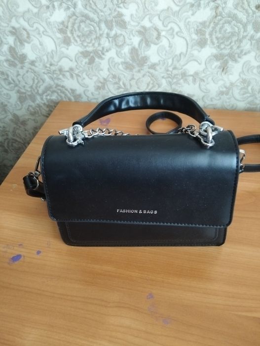 Рюкзаки и сумка.