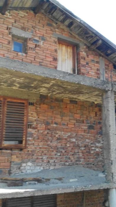 Продавам Вила село Боровец
