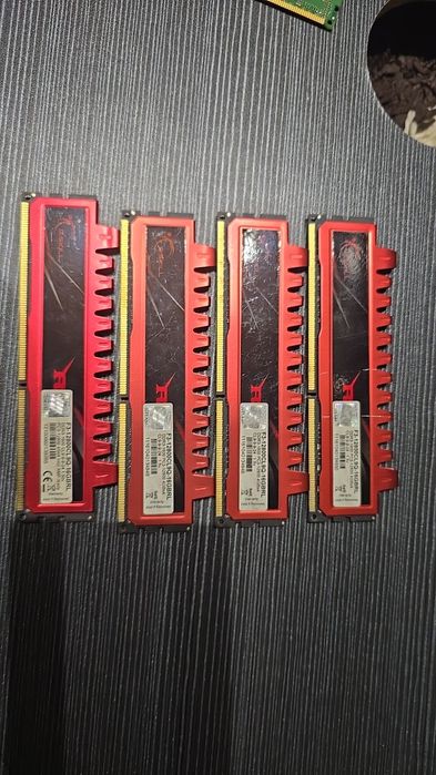 Игровой комплект G.Skill Ripjaws DDR3 16GB (4x4GB) 1600MHz CL9