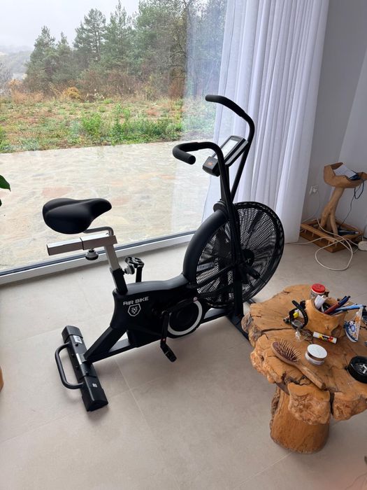 Въздушен велосипед Titanium Strength Air Bike Pro V3 – Чисто нов