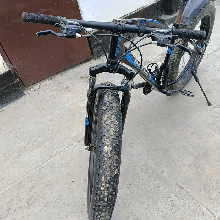 Фет байк велосипед на ходу