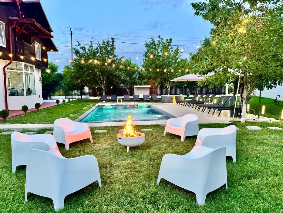 Vila pentru evenimente /piscina/ petrecere / burlacii / teambuilding/