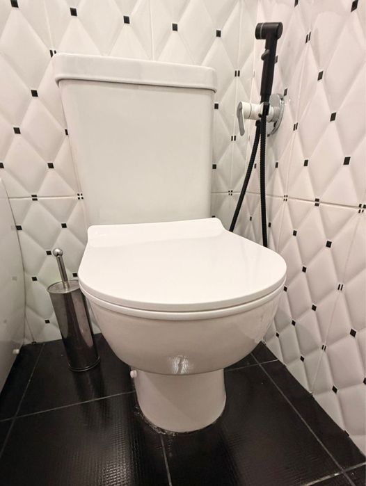 Продам    унитаз