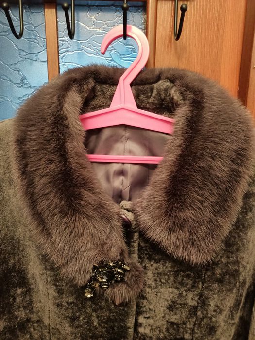 ..Шуба мутон=пепельная..