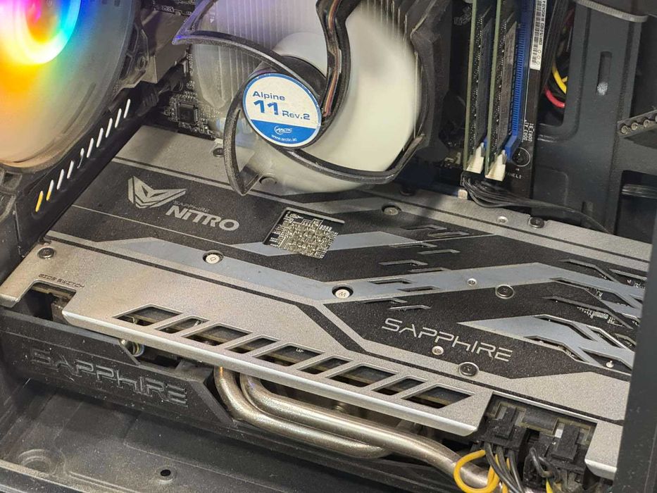 Геймърски компютър Intel i5-3470/ 8 RAM/ Radeon RX570