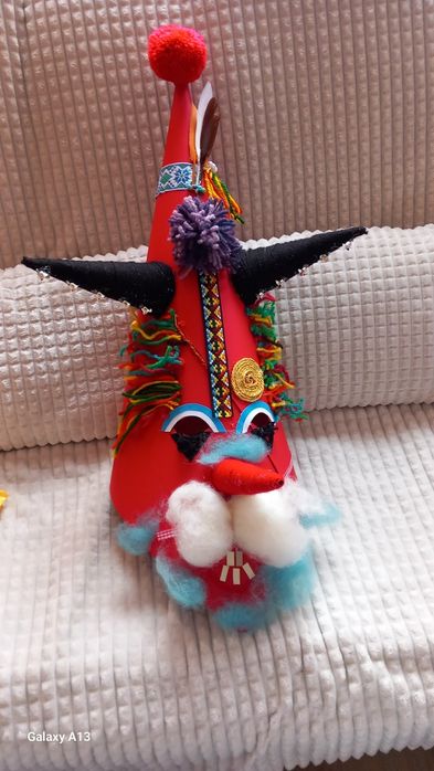 Предлагам кукерски маски