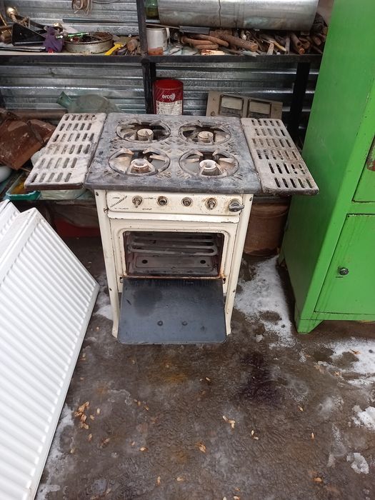 Газ плита чугунная