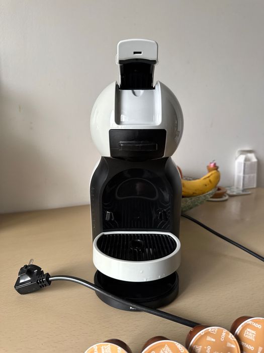 Aparat Cafea Dolce Gusto Nescafe 140 lei