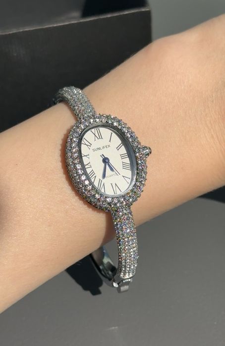 Часы под Cartier