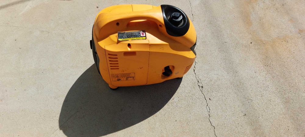 Инвекторен генератор 2500W