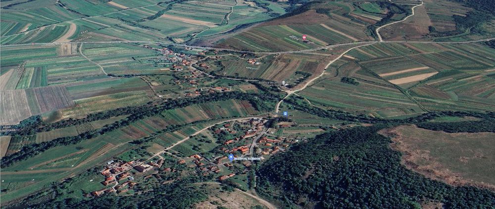 Vand casa  + 1 ha teren arabil