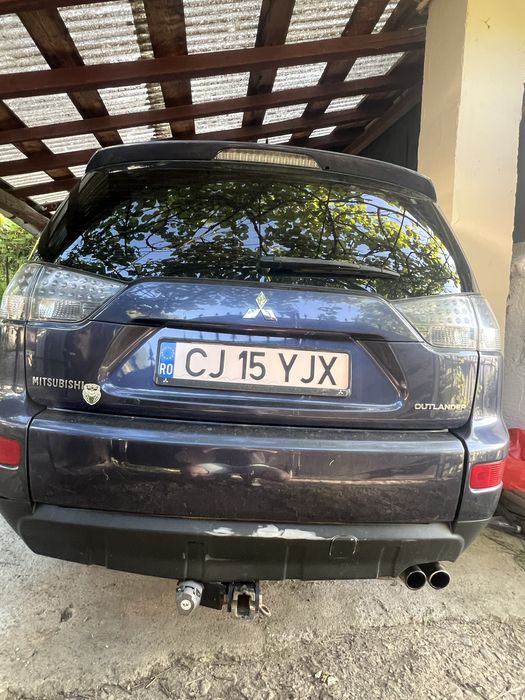 mitsubishi outlander